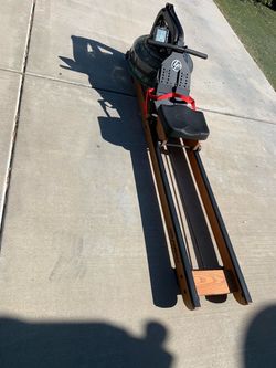 Lifefitness Rowing Machine