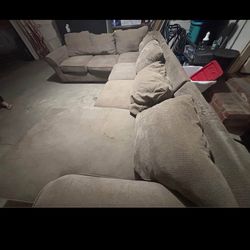 Sectional Couch/Sofa
