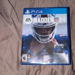 Madden 24 (PS4) [CIB]