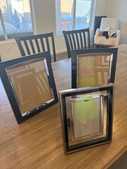 Black picture frames