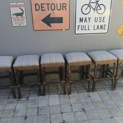 6 Outdoor Resin Barstools 
