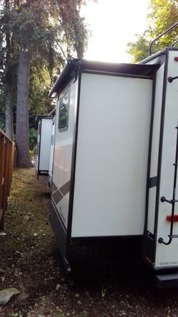 2021 coachmen chaparral 373MBRB