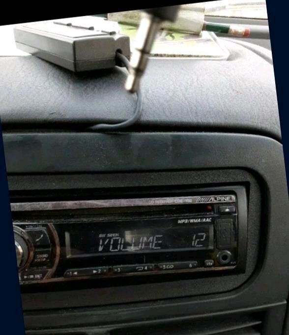 CAR STEREO MP3 CD A M F M BOOSTER