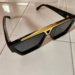 Louis Vuitton 1.1 Evidence Sunglasses