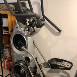 Bowflex Max Trainer M7 