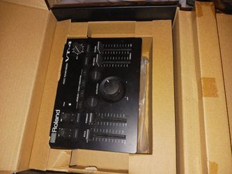 Roland Voice Transformer Vt-4