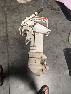 JOHNSON SEAHORSE 9.9 OUTBORD MOTOR