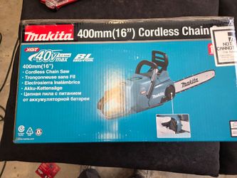 Makita xgt 40v 16 inch chainsaw tool only