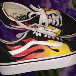 Vans Off The Wall Flame Shoes Men's 7  Womens 8.5 Barely Worn Flame Fire Cool Black 