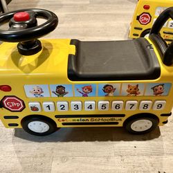Cocomelon school bus!!