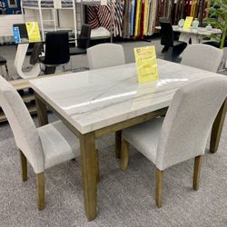 5p Dinning Table Set $999