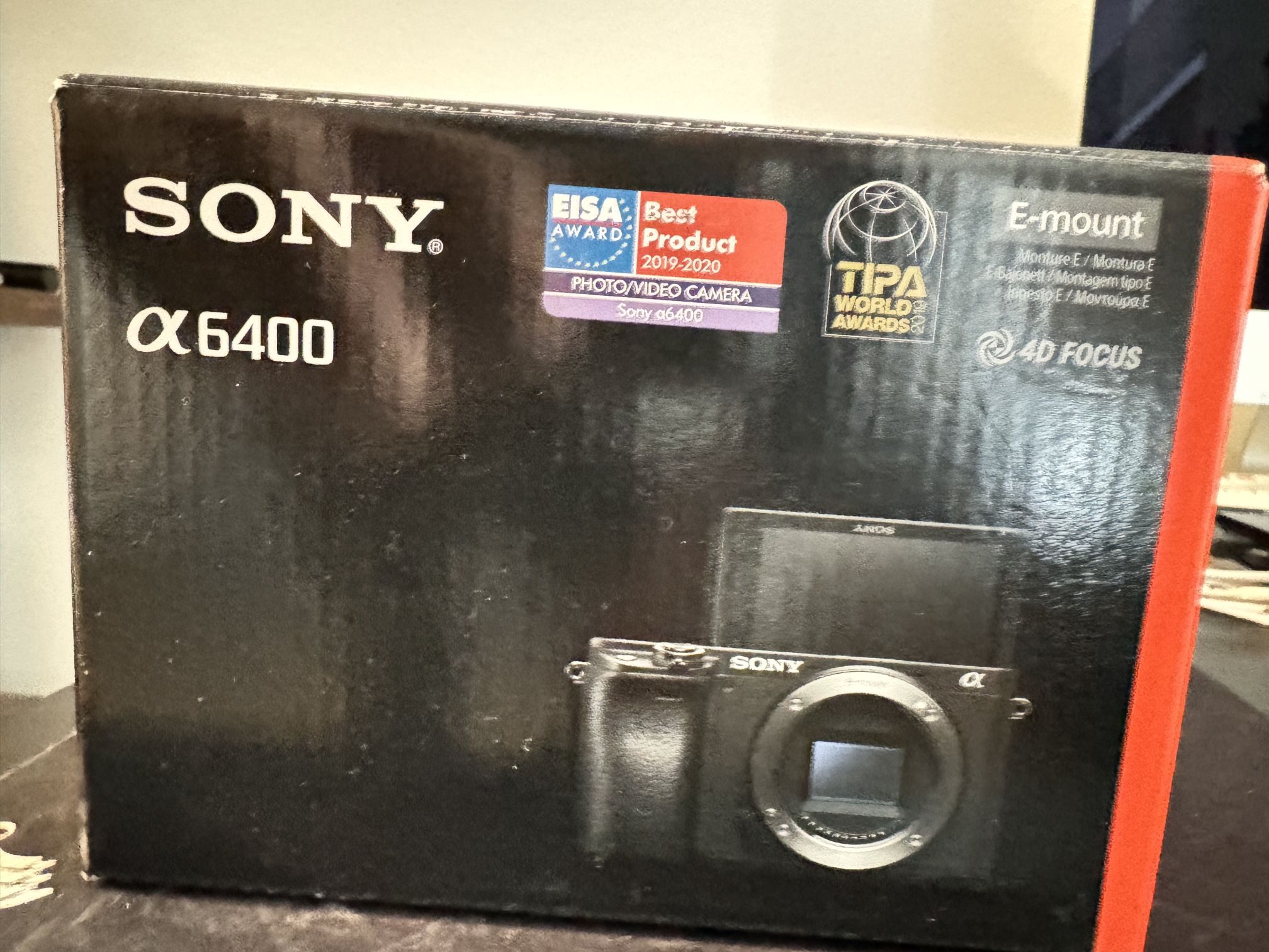 Sony A6400 **NEW **FIRM PRICE**