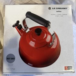 Le Creuset tea kettle