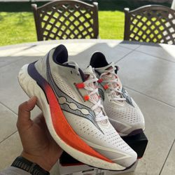 Saucony Endorphin Speed 4