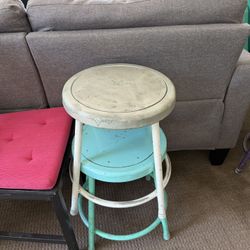 3 Stools Metal