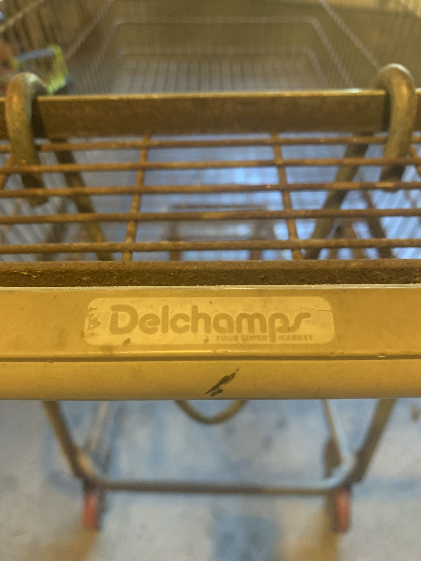 Antique Shopping Cart