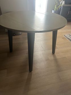Dining table for 4 chairs