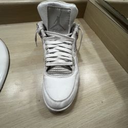 Jordan 4 White Retro 