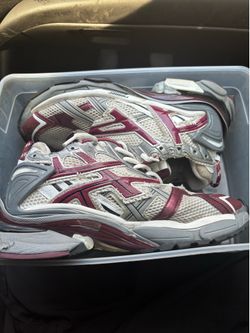 Burgundy balenciaga track runners