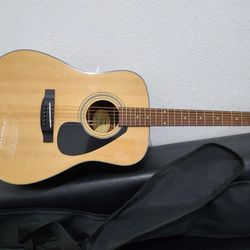 Guitarra Yamaha F325 En Excelente Estado 
