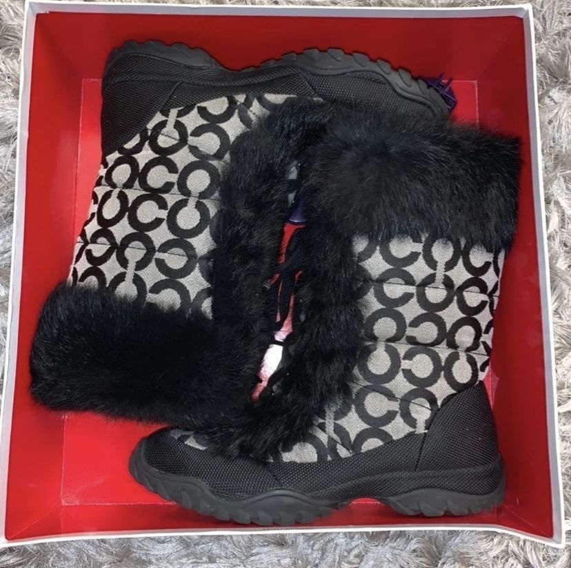 Coach Jennie Black Rabbit Fur Lace-Up Lined Winter Boots Women's US 7B.