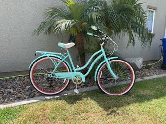 Schwinn beach cruiser