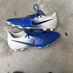 Nike Phantom soccer cleats