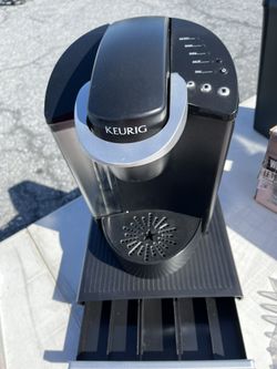 Keurig With Pod Holder
