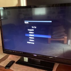 42” CLASS EDGE LIT RAZOR LEDTM LCD HDTV 