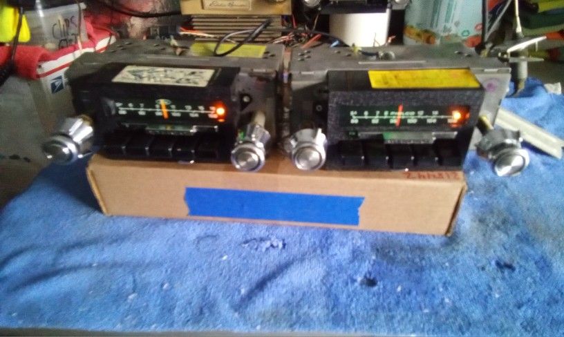 73-79 Ford Truck Radios Parts