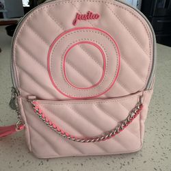 Small Letter O Backpack 