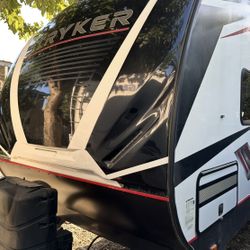 2021 Striker Toy Holder