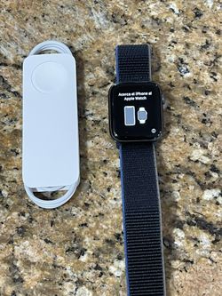 Apple Watch 5 Series 44mm With Witless Capabilities
