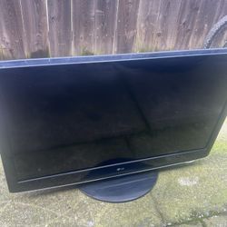 LG 47” TV