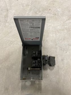Murray outdoor load center with breakers