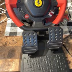 Thrustmaster T98 Ferrari Xbox One Wheel 