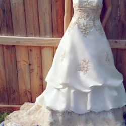 Oleg Cassini Wedding Dress