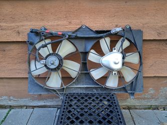 2007 - 2011 Toyota Camry Fan Shroud 