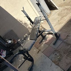 Free bench press