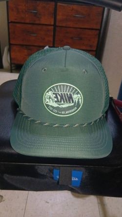 Nike Rise Snap Back Cap New with Tags (Olive Green) Asking $20 Firm on Price Retails for $37 bucks