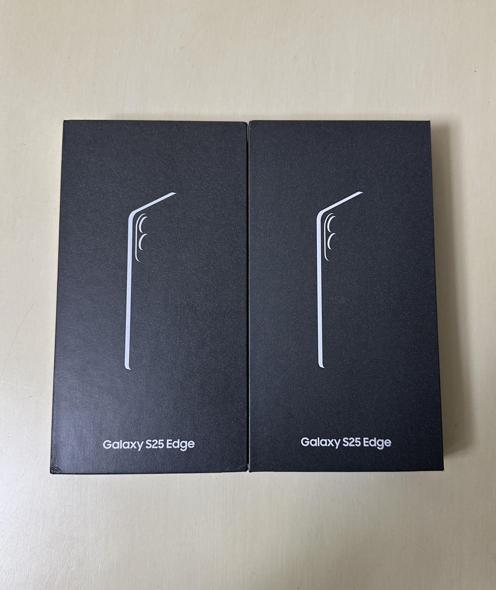 Samsung Galaxy S25 Edge AT&T Locked 256GB Black titanium