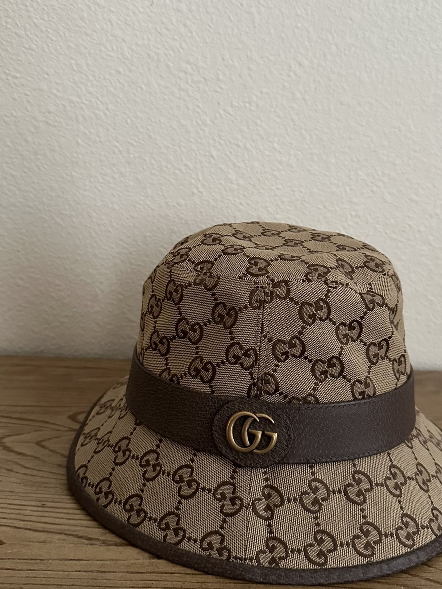 Gucci Bucket Hat Size Medium