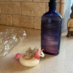 new bath and body works aromatherapy "restful moon" body wash/bath foam