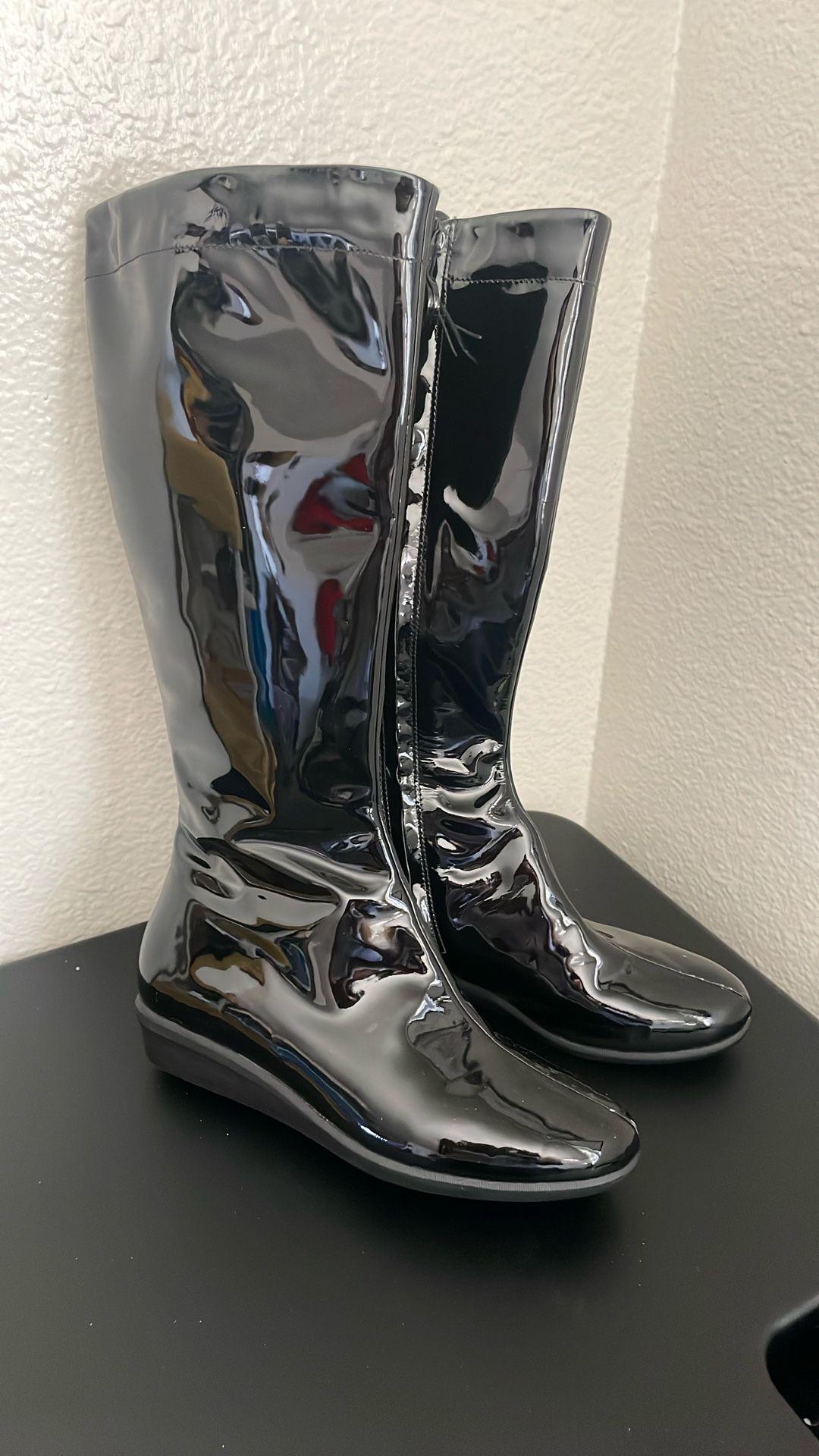 Cole Haan Waterproof Women’s Tall Black Boots Size 8
