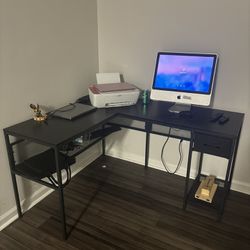 Computer Desk/ Keyboard & Mouse