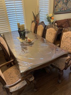 Dining Set 8 Person