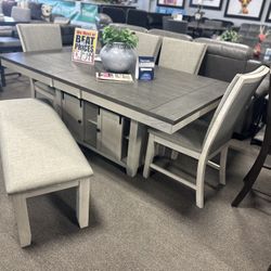 Lovely Dining Set $1,599! 😍❤️ Easy Financing! 