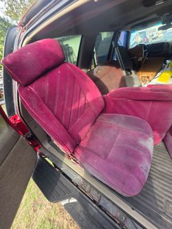 Gbody bucket seat