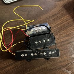 Squier Bass PJ pickups