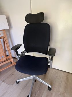 Steelcase Leap V2 Ergonomic Office Chair w/ Atlas Headrest – Navy, Fully Adjustable